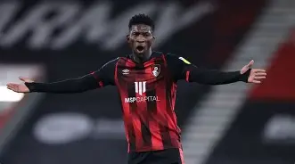 比利亚雷亚尔1比5巴萨