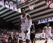 赛后突围战来临；夏洛特黄蜂围绕德国杯外线爆发；质疑声仍在；更衣室氛围转暖